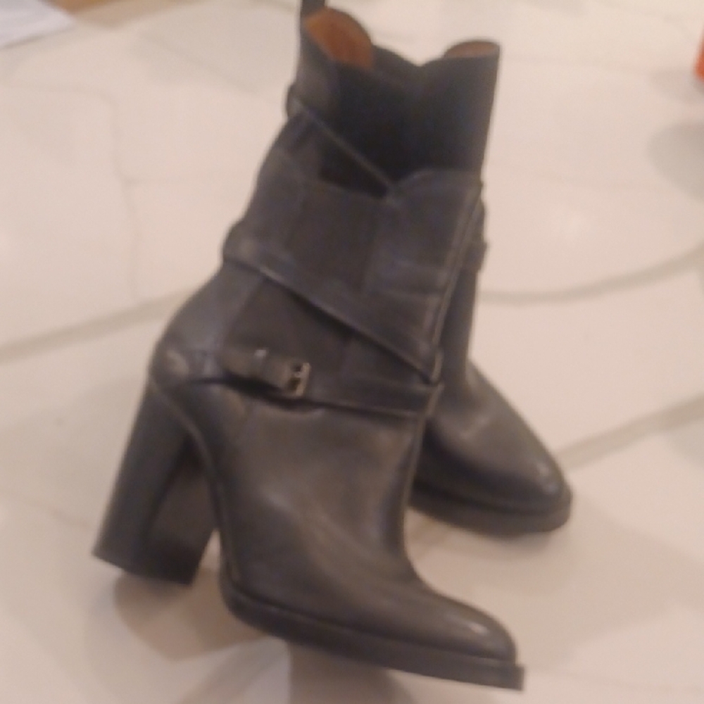 Coach Jackson Black Leather Strappy Block Heeled Ankle Boots 9.5B - Picture 8 of 16